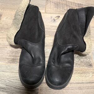 Black Ankle Boots with Shearling Lining